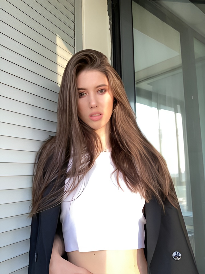 Лина привлекательная девушка из Иваново цена от 2500 руб